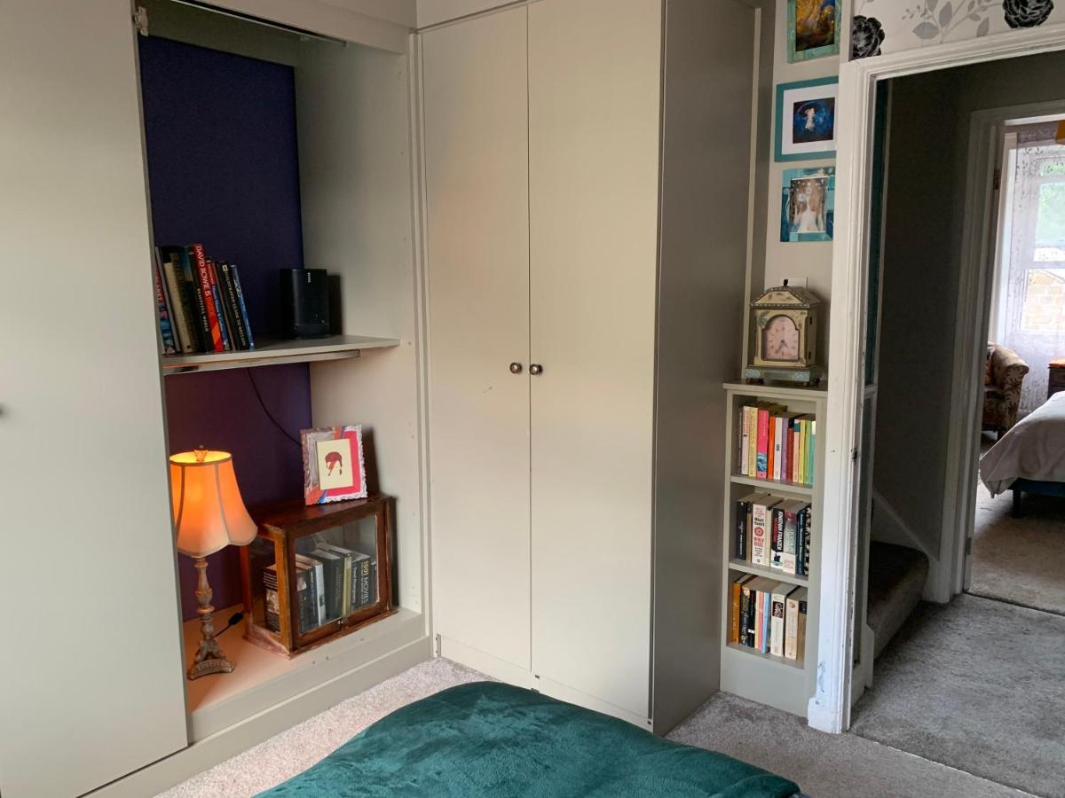 4 Bedroom Period Townhouse In The Heart Of Hebden Hebden Bridge Exterior foto