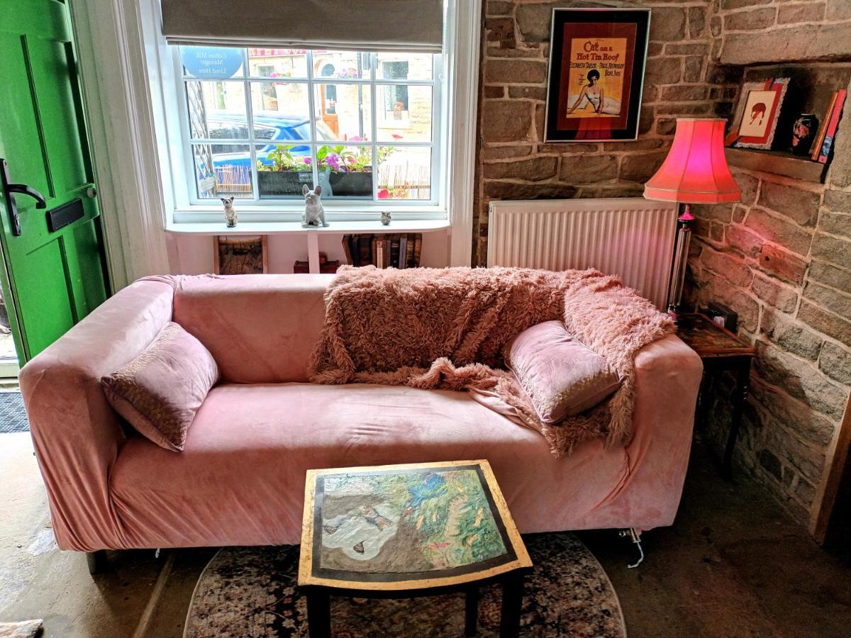 4 Bedroom Period Townhouse In The Heart Of Hebden Hebden Bridge Exterior foto